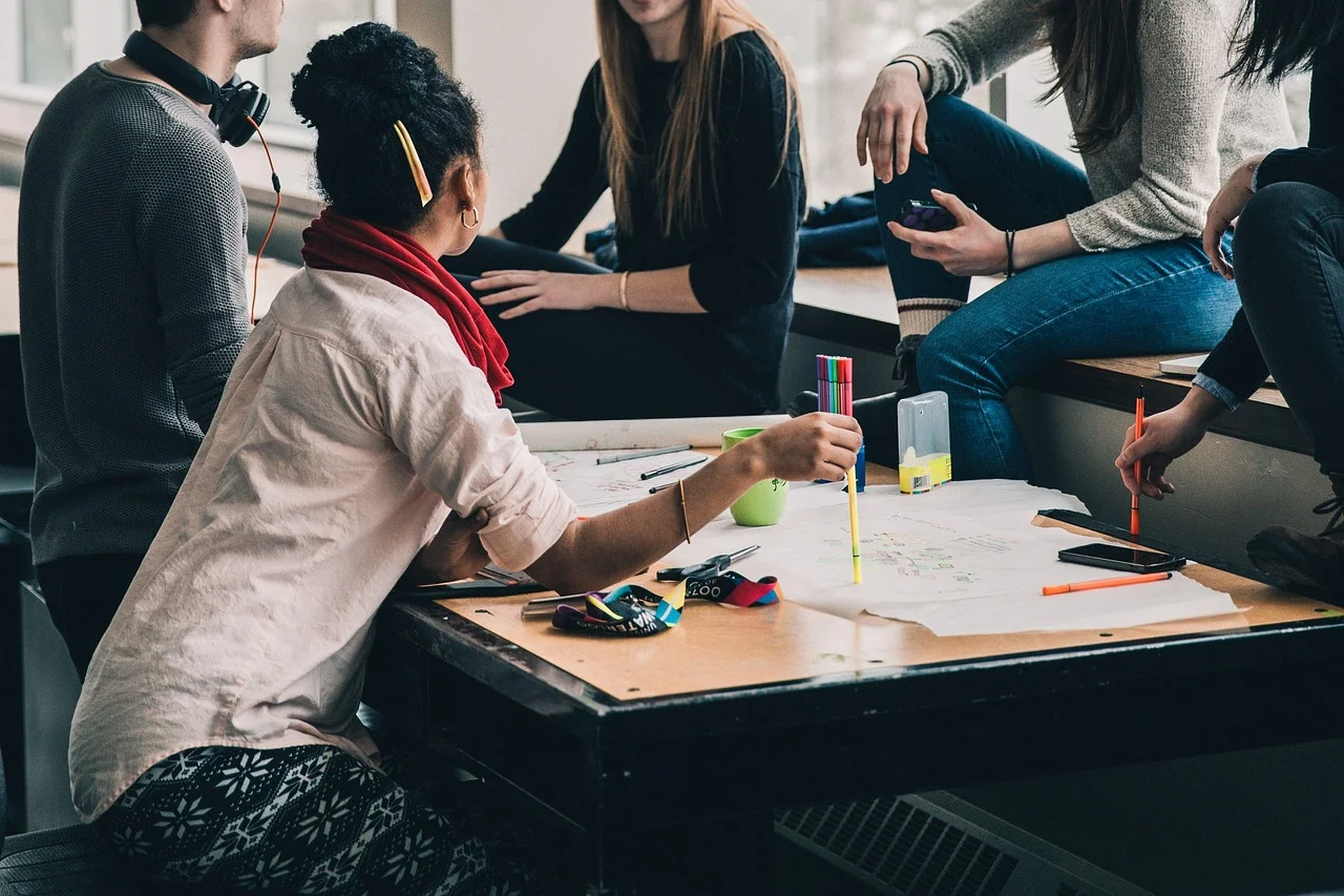 Wsparcie studentów medycyny: mentoring, adaptacja na studiach i rozwój w organizacji